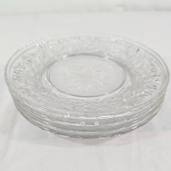 Fantasia Princess House Crystal & Frosted Bottom Dessert Appetizer Plates - 4 - Picture 13 of 15